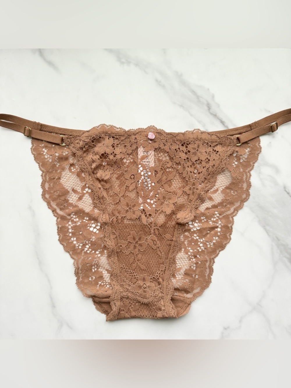 NWT VICTORIA’S SECRET DREAM ANGELS LACE ADJUSTABLE STRING BIKINI PANTY CARAMEL